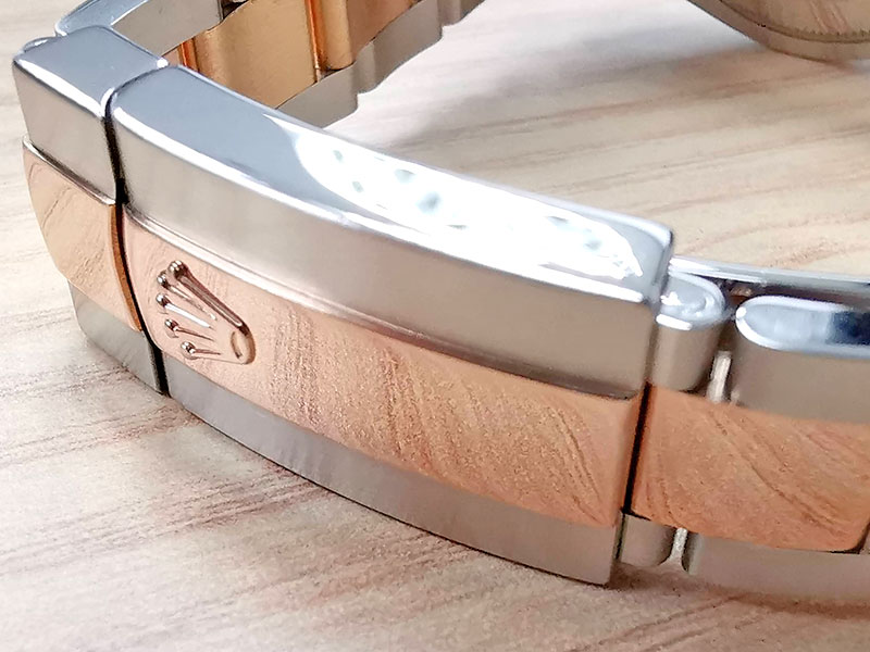 Rolex Datejust 178271 bracelet's scratches removed by Grand Montre